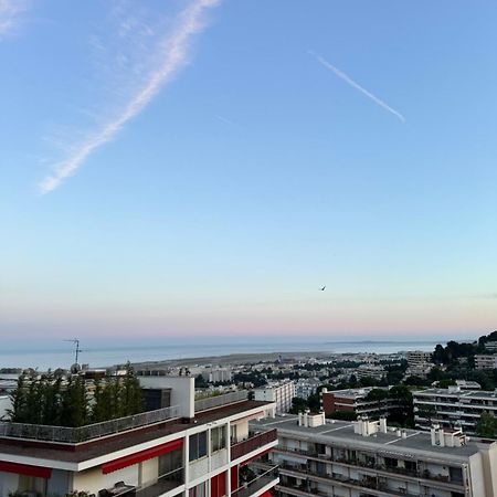 Appartement 2 Pieces Vue Mer A Nice Fabron Les Constellations Piscine 10Mn Promenade Des Anglais Exterior photo