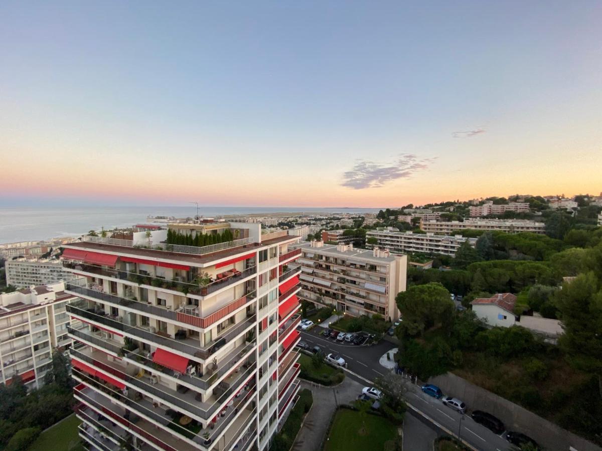 Appartement 2 Pieces Vue Mer A Nice Fabron Les Constellations Piscine 10Mn Promenade Des Anglais Exterior photo