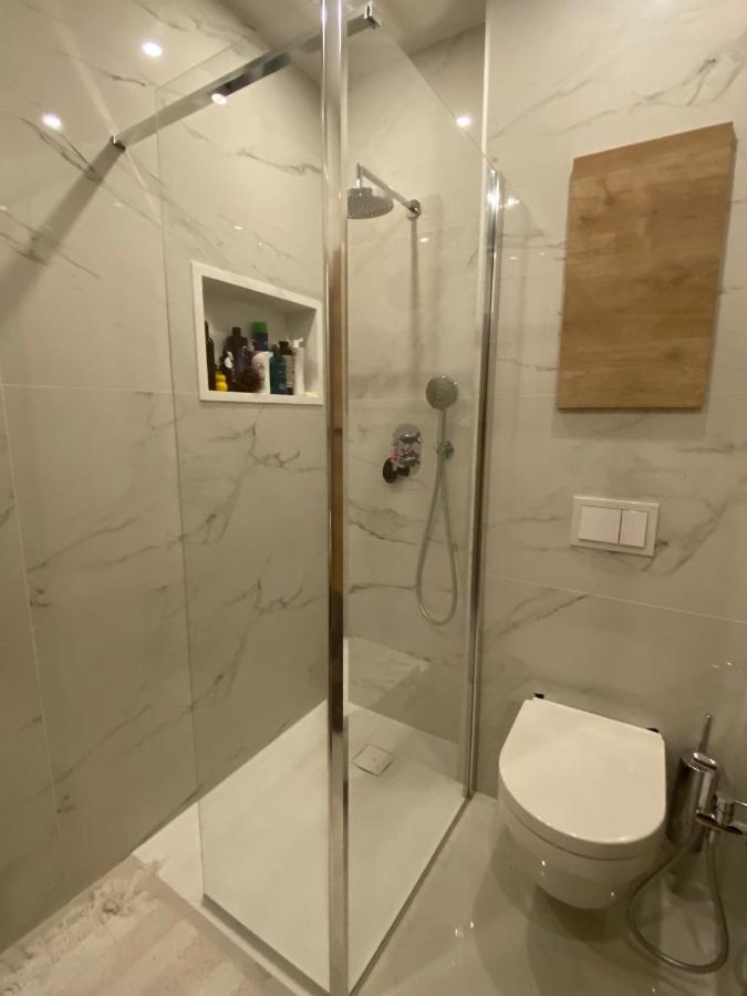 Appartement 2 Pieces Vue Mer A Nice Fabron Les Constellations Piscine 10Mn Promenade Des Anglais Exterior photo